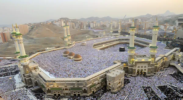 Planning Umrah in July? Here's What UK Travellers Should Know