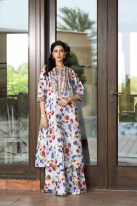 How to Style Ladies Pakistani Clothes