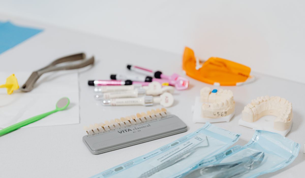 dental clinic in Burbank